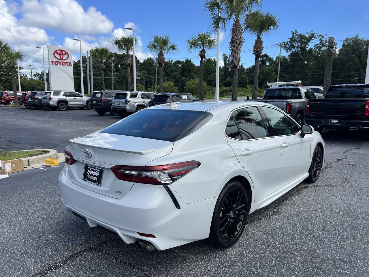 Used 2024 Toyota Camry XSE FWD image 10