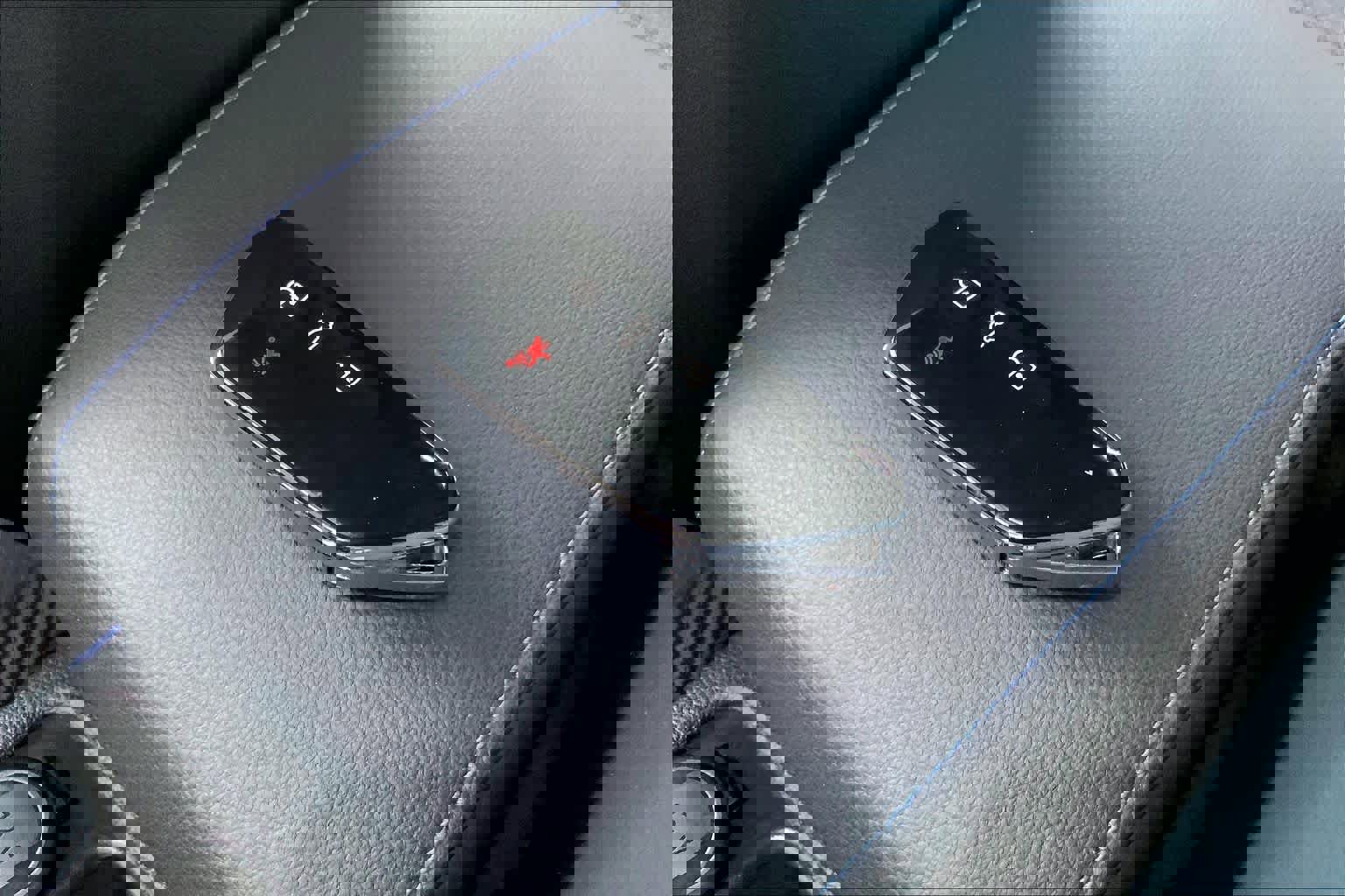 Used 2024 Volkswagen Golf R image 14