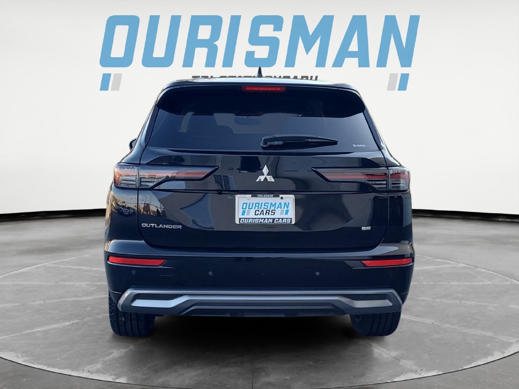 Used 2025 Mitsubishi Outlander SE AWD/4WD image 5