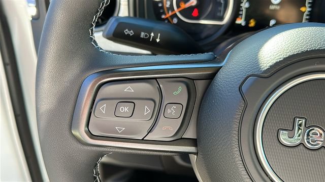 New 2026 Jeep Gladiator Sport AWD/4WD image 11