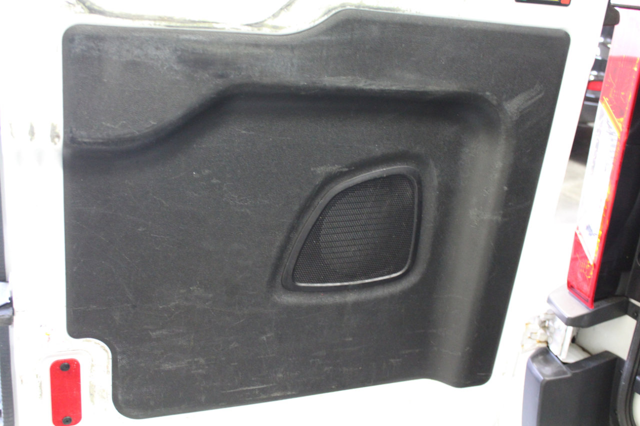 Used 2018 Ford Transit 250 130 Low Roof image 29