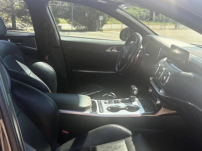 Used 2022 Kia Stinger GT1 RWD image 25