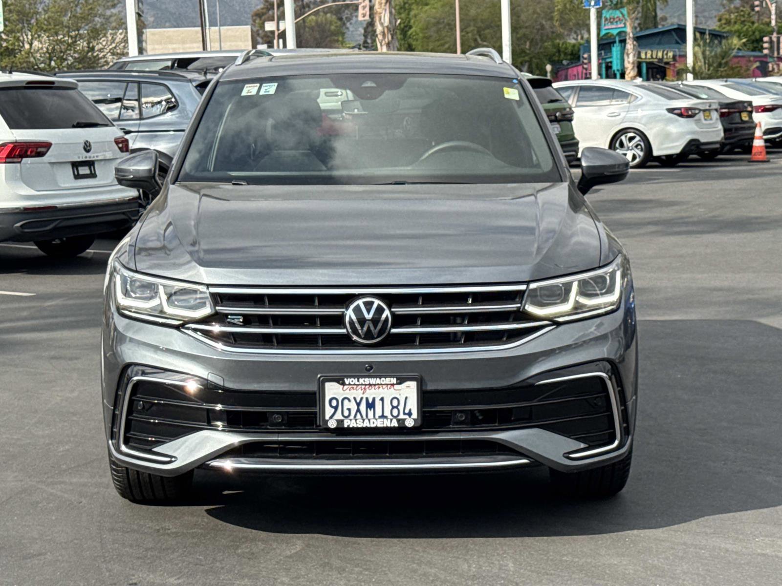 Certified 2023 Volkswagen Tiguan SEL R-Line image 2