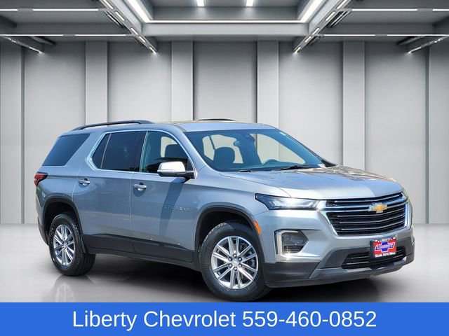 Used 2023 Chevrolet Traverse LT