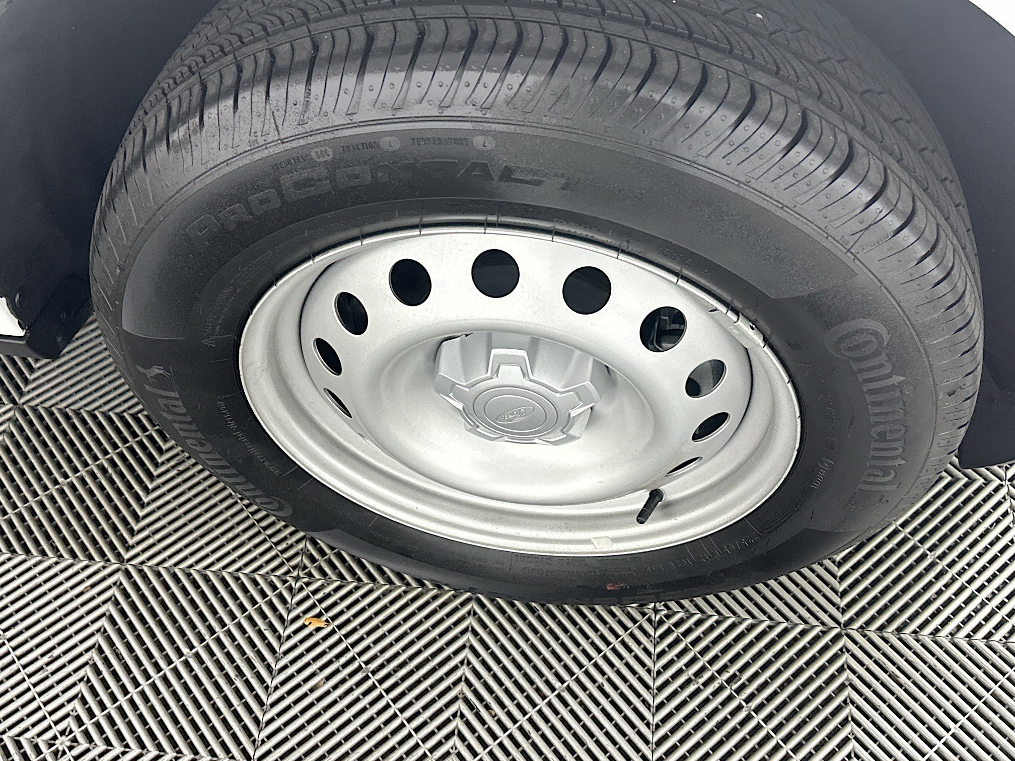 Used 2025 Ford Maverick XLT w/ Equipment Group 302A image 11