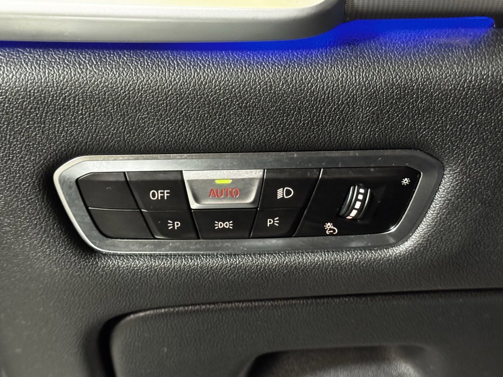 Used 2022 BMW X5 M50i w/ Premium Package image 21