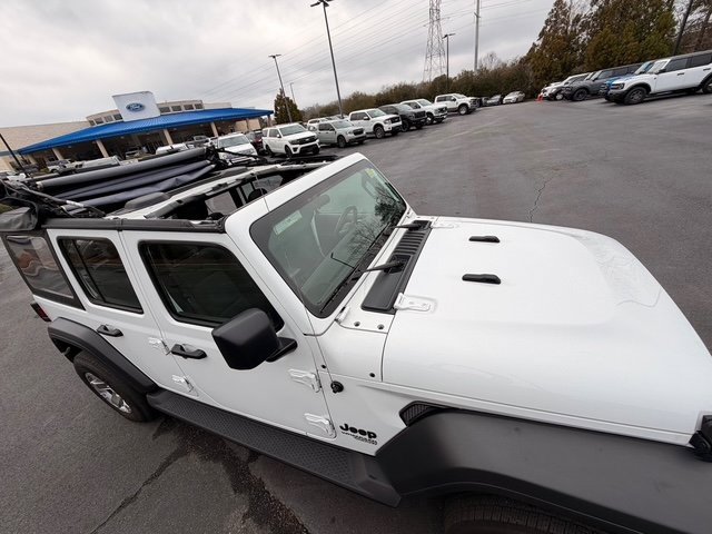 Used 2021 Jeep Wrangler Unlimited Sport image 23