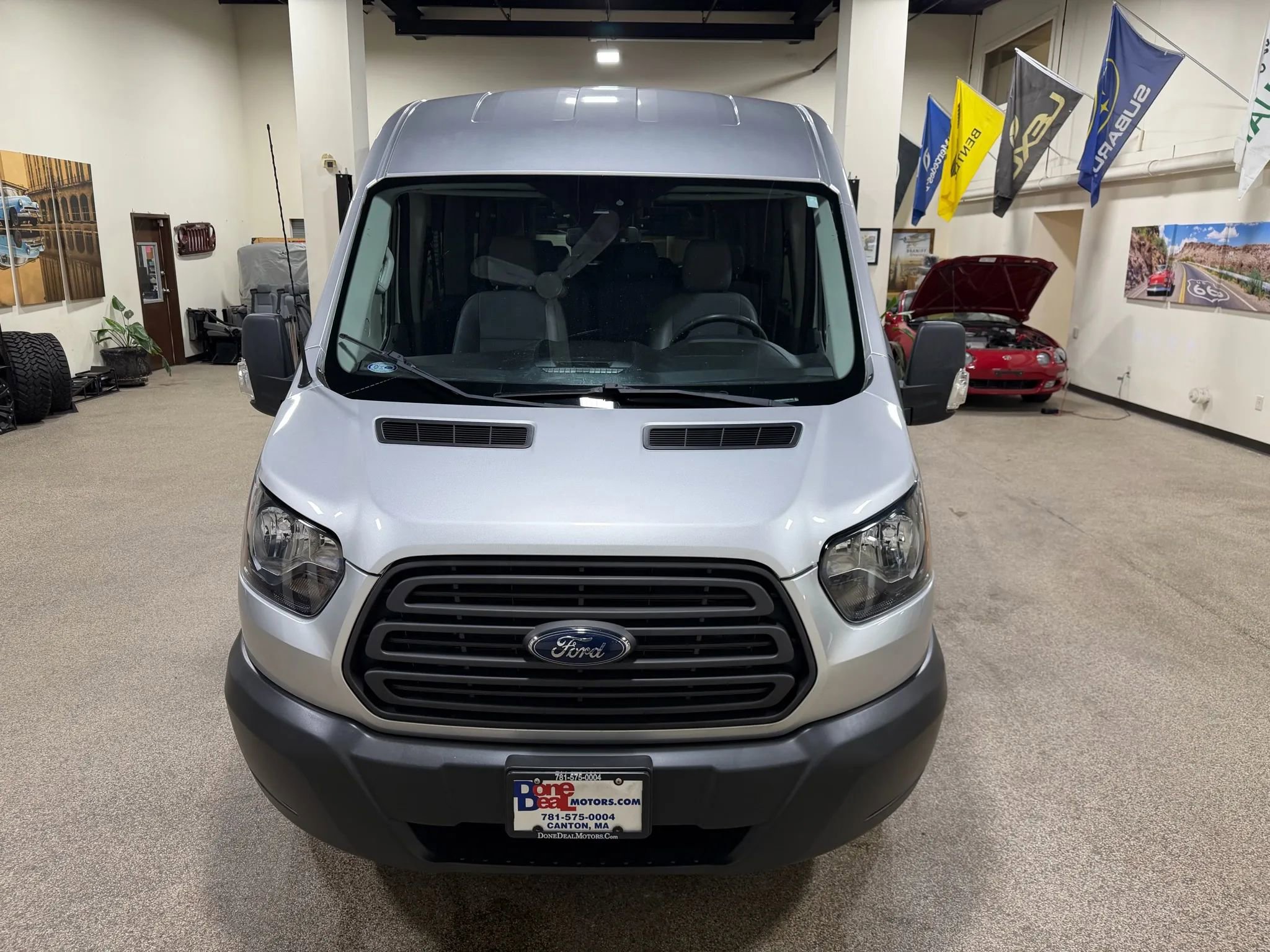 Used 2017 Ford Transit 350 XL RWD image 11