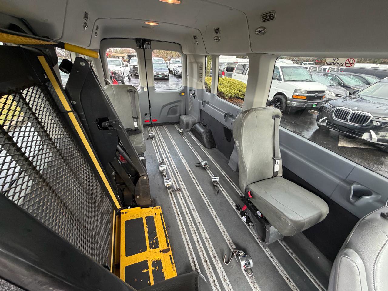 Used 2015 Ford Transit 350 XL RWD image 26