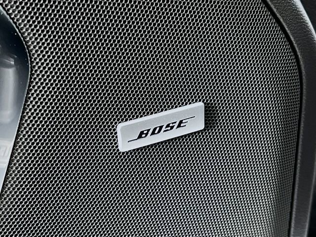 Used 2024 Chevrolet Suburban RST w/ Luxury Package image 34