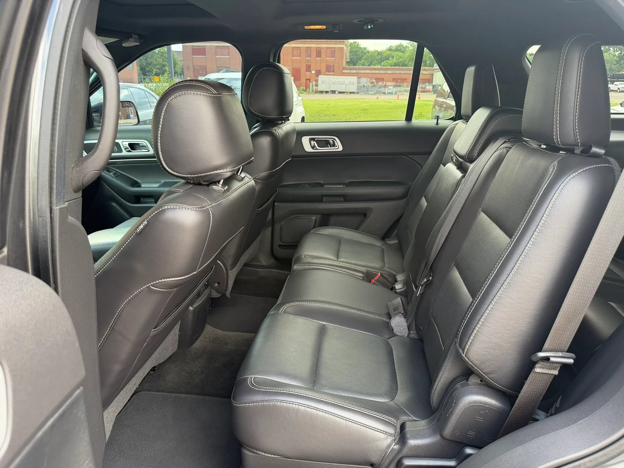 Used 2015 Ford Explorer Sport AWD/4WD image 16
