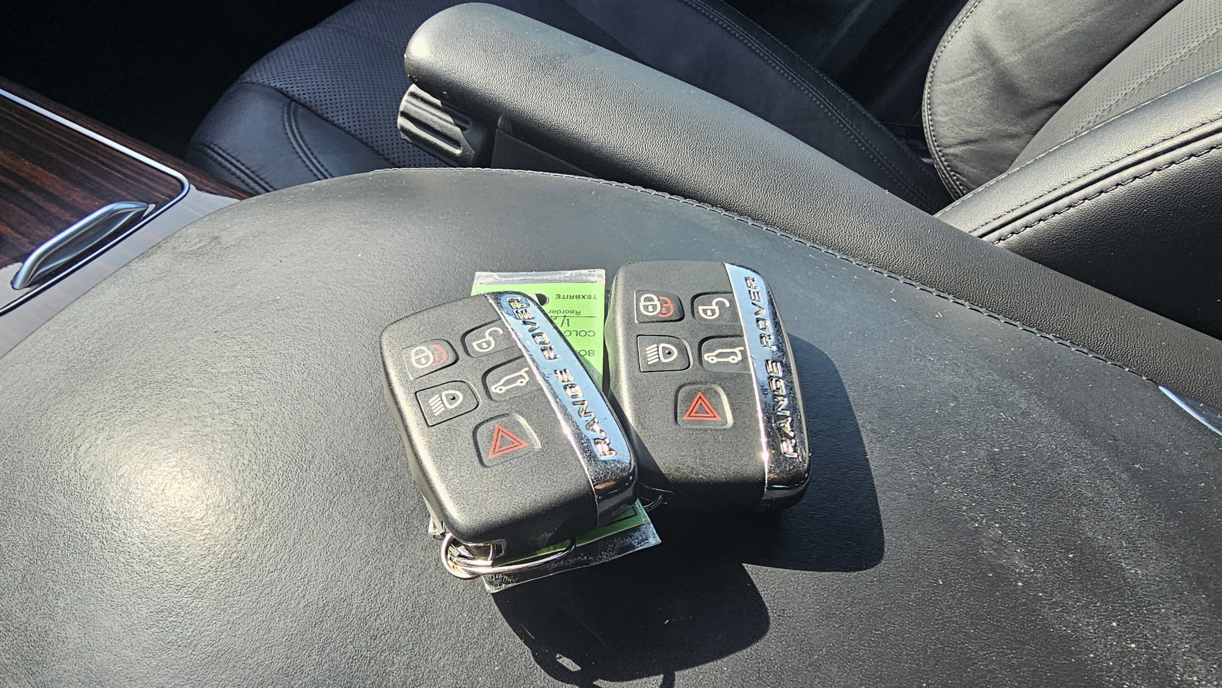 Used 2017 Land Rover Range Rover HSE image 35