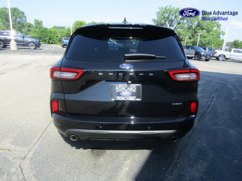 Certified 2024 Ford Escape ST-Line Elite w/ Premium Technology Package AWD/4WD image 5
