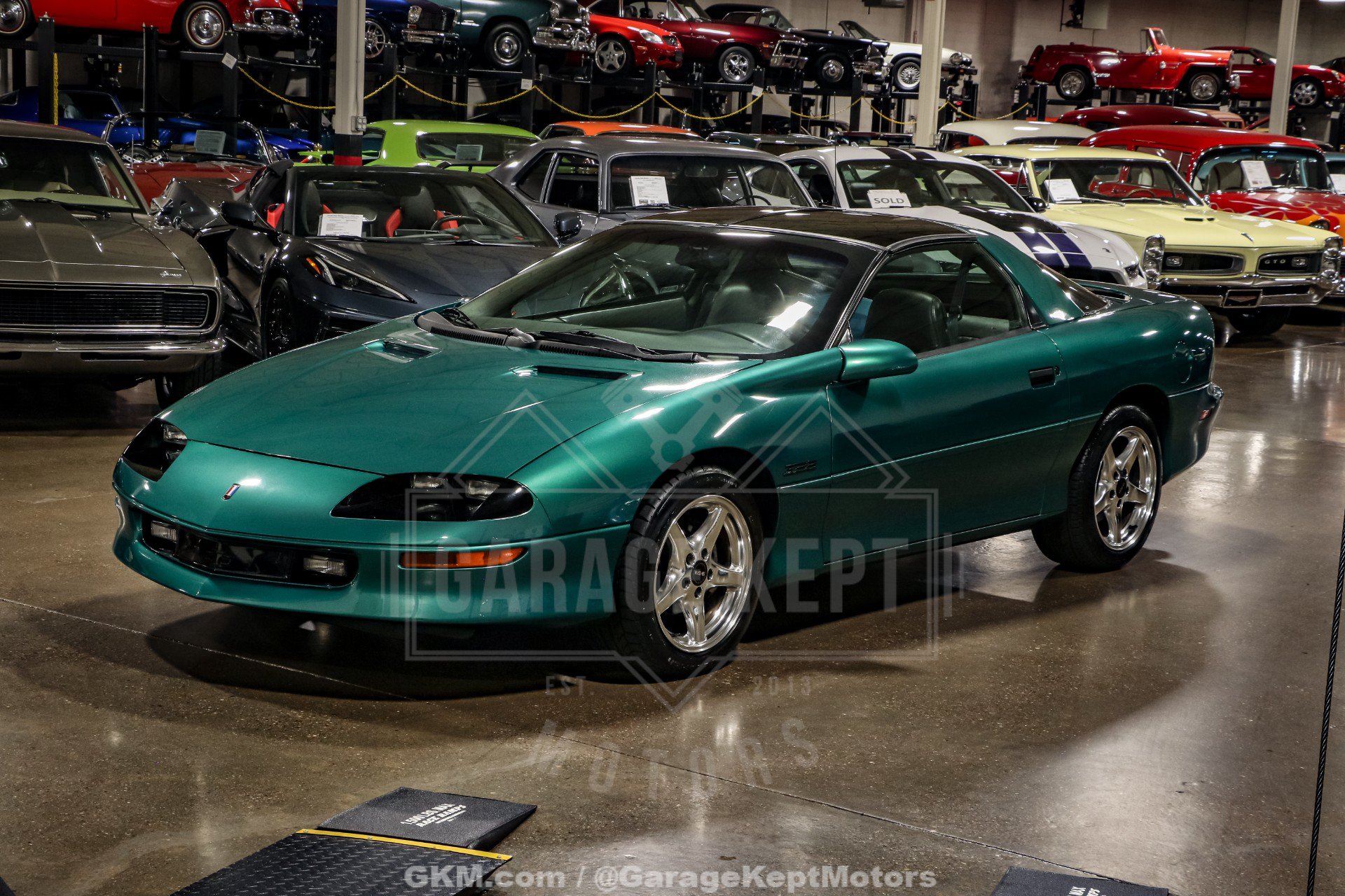 Used 1997 Chevrolet Camaro Z28 w/ Preferred Equipment Group 2 RWD image 31