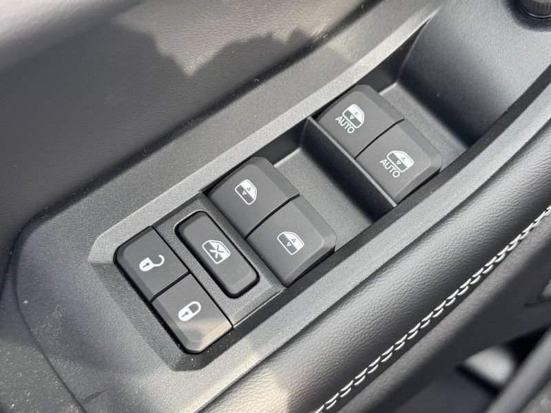 New 2026 Jeep Grand Cherokee Laredo X AWD/4WD image 11