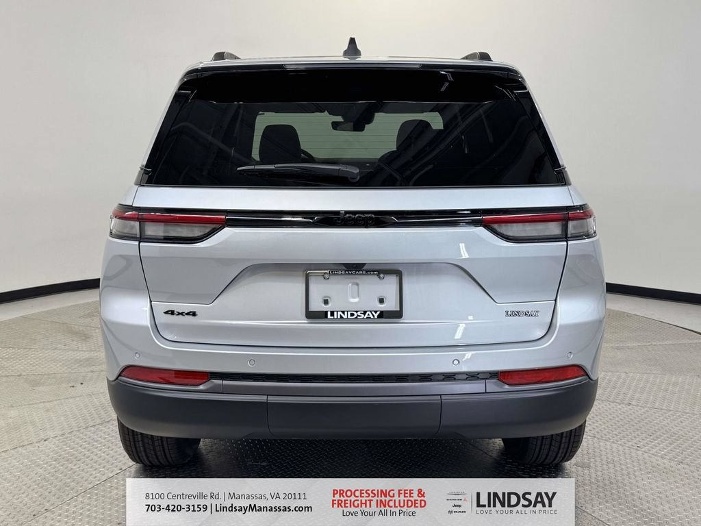New 2026 Jeep Grand Cherokee Altitude AWD/4WD image 7