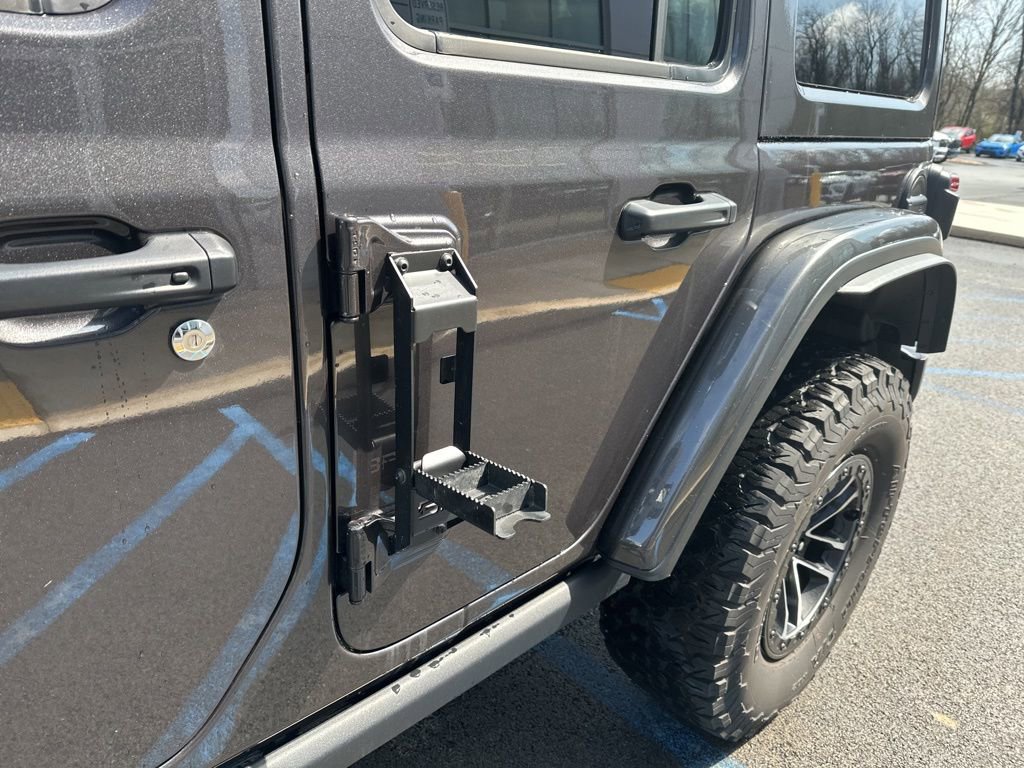 Certified 2025 Jeep Wrangler Unlimited Rubicon image 7