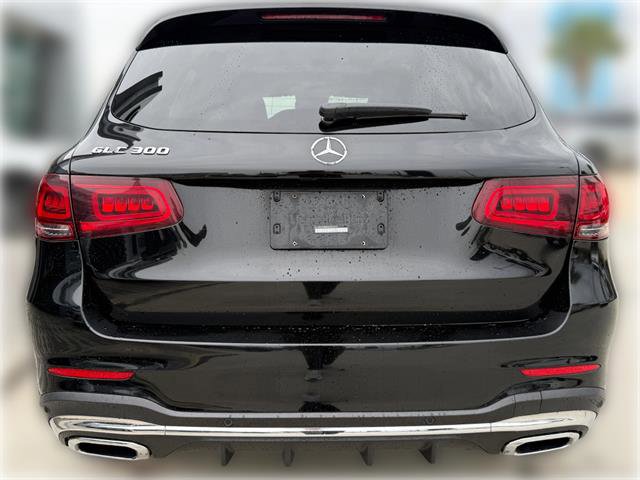 Used 2022 Mercedes-Benz GLC 300 image 9