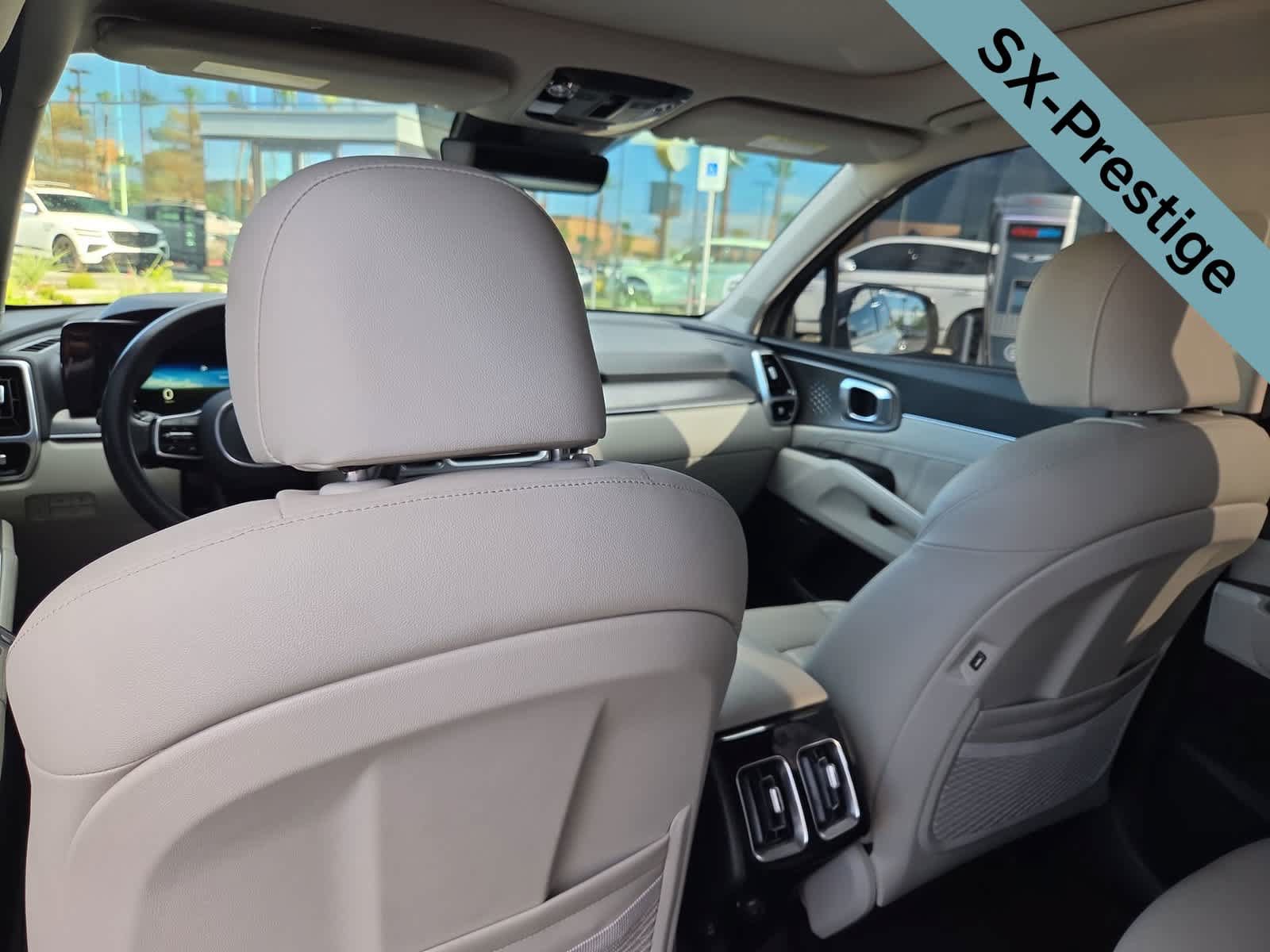 Used 2022 Kia Sorento SX FWD image 16