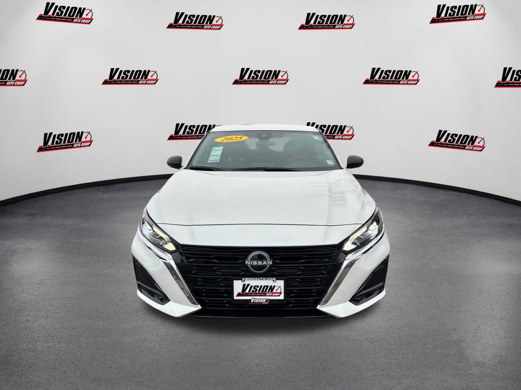 Certified 2025 Nissan Altima 2.5 S video 2