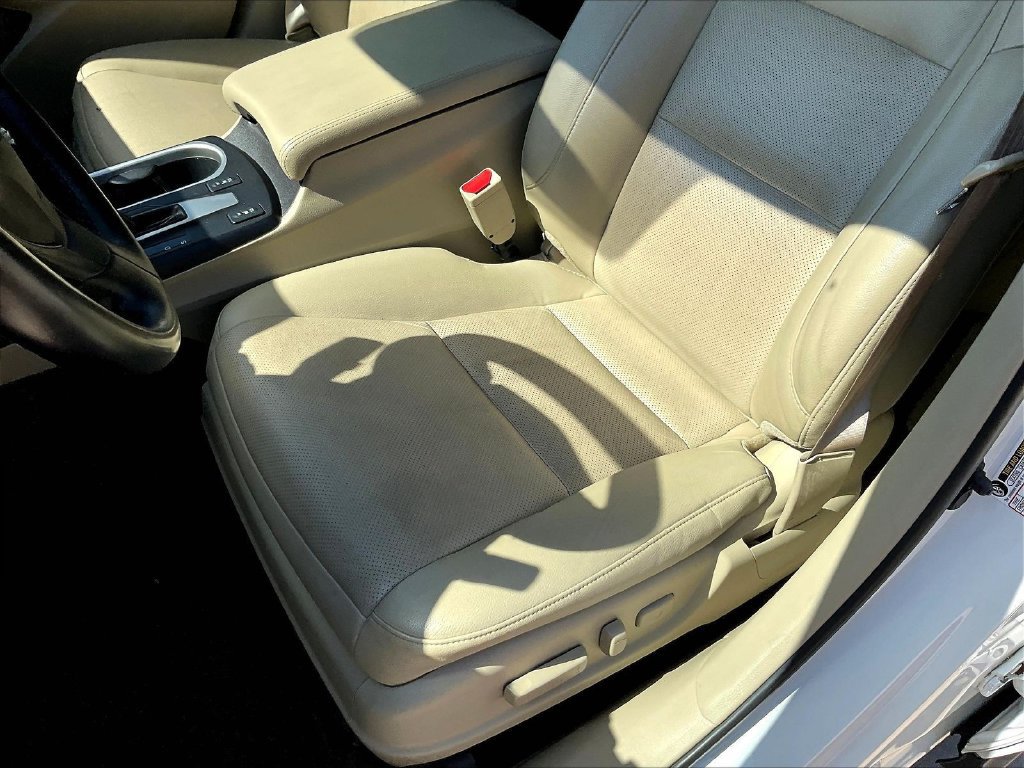Used 2016 Acura RDX w/ Technology Package AWD/4WD image 20