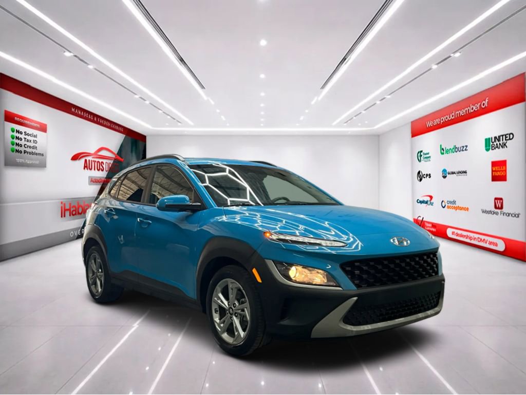 Used 2023 Hyundai Kona SEL image 2