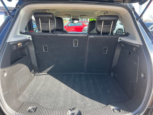 Used 2020 Chevrolet Trax LT w/ LT Convenience Package image 17