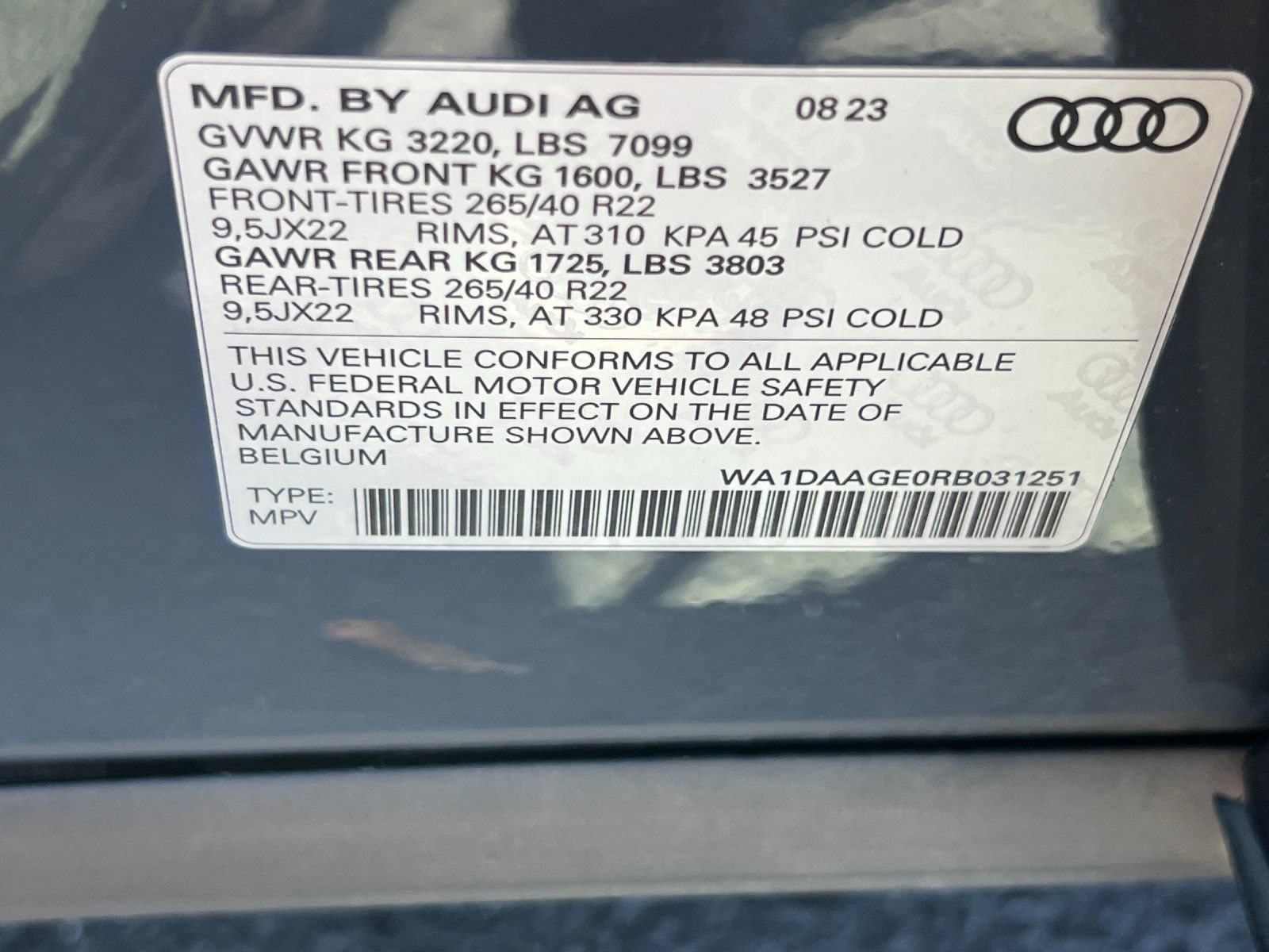 Used 2024 Audi Q8 e-tron Prestige AWD/4WD image 29