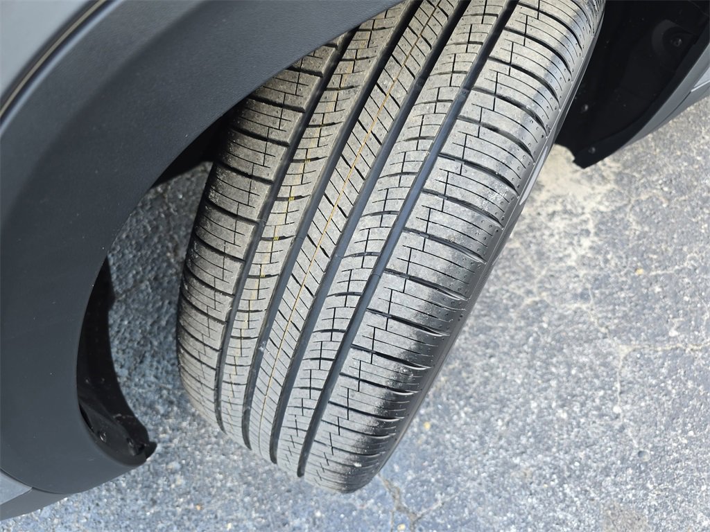 New 2026 Volkswagen Atlas Cross Sport SE image 28