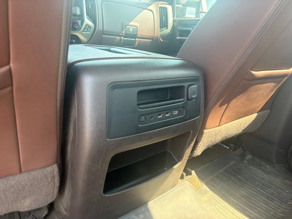 Used 2018 Chevrolet Silverado 2500 High Country w/ Duramax Plus Package AWD/4WD image 26