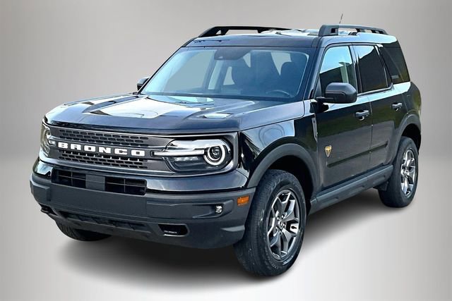 Used 2023 Ford Bronco Sport Badlands image 2