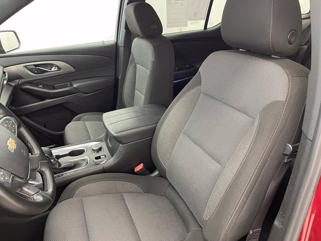 Used 2023 Chevrolet Traverse LT AWD/4WD image 10