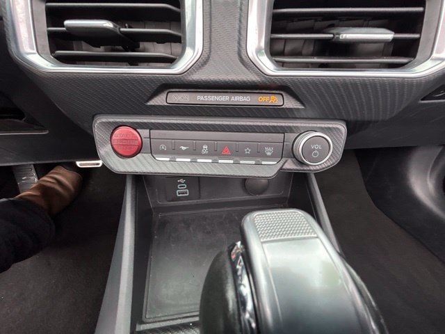 Used 2025 Ford Mustang Premium RWD image 30