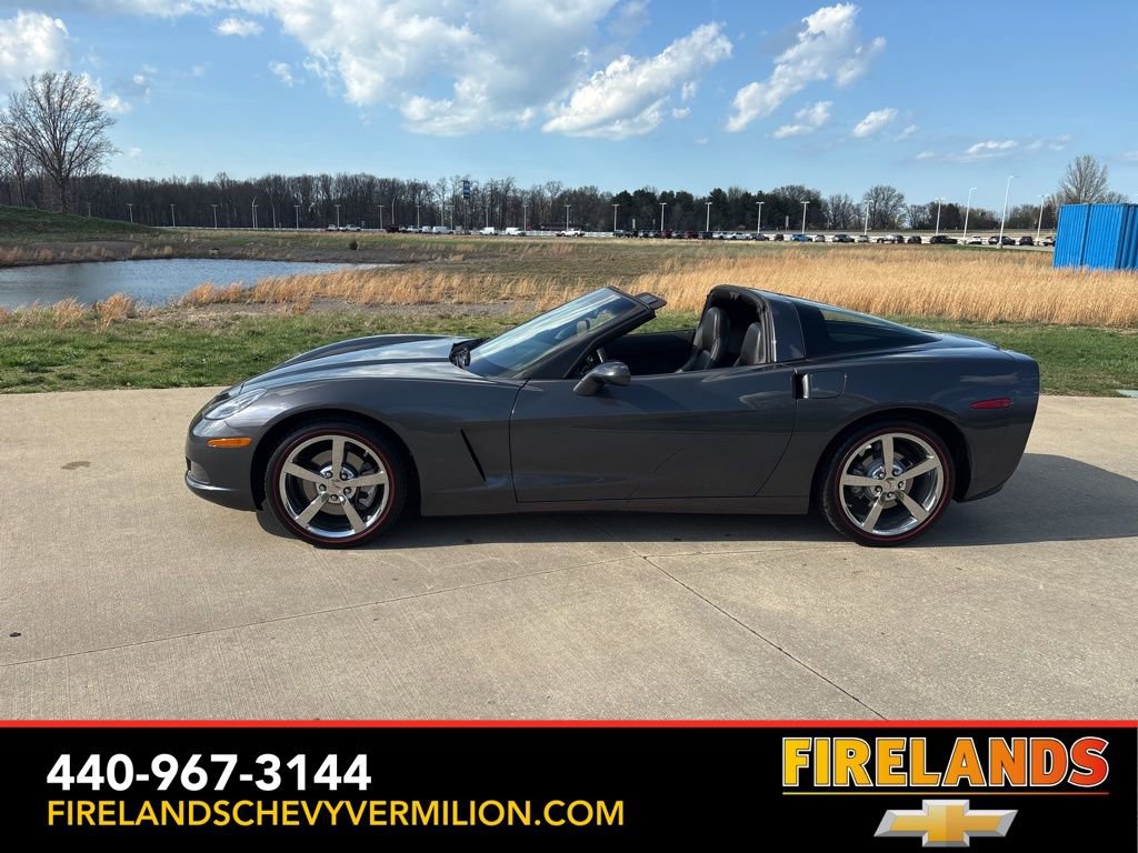 Used 2010 Chevrolet Corvette Coupe w/ 1LT image 7