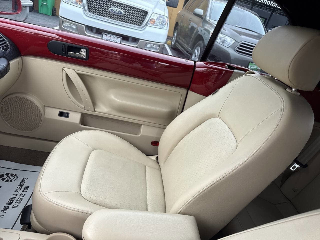 Used 2008 Volkswagen Beetle SE FWD image 27