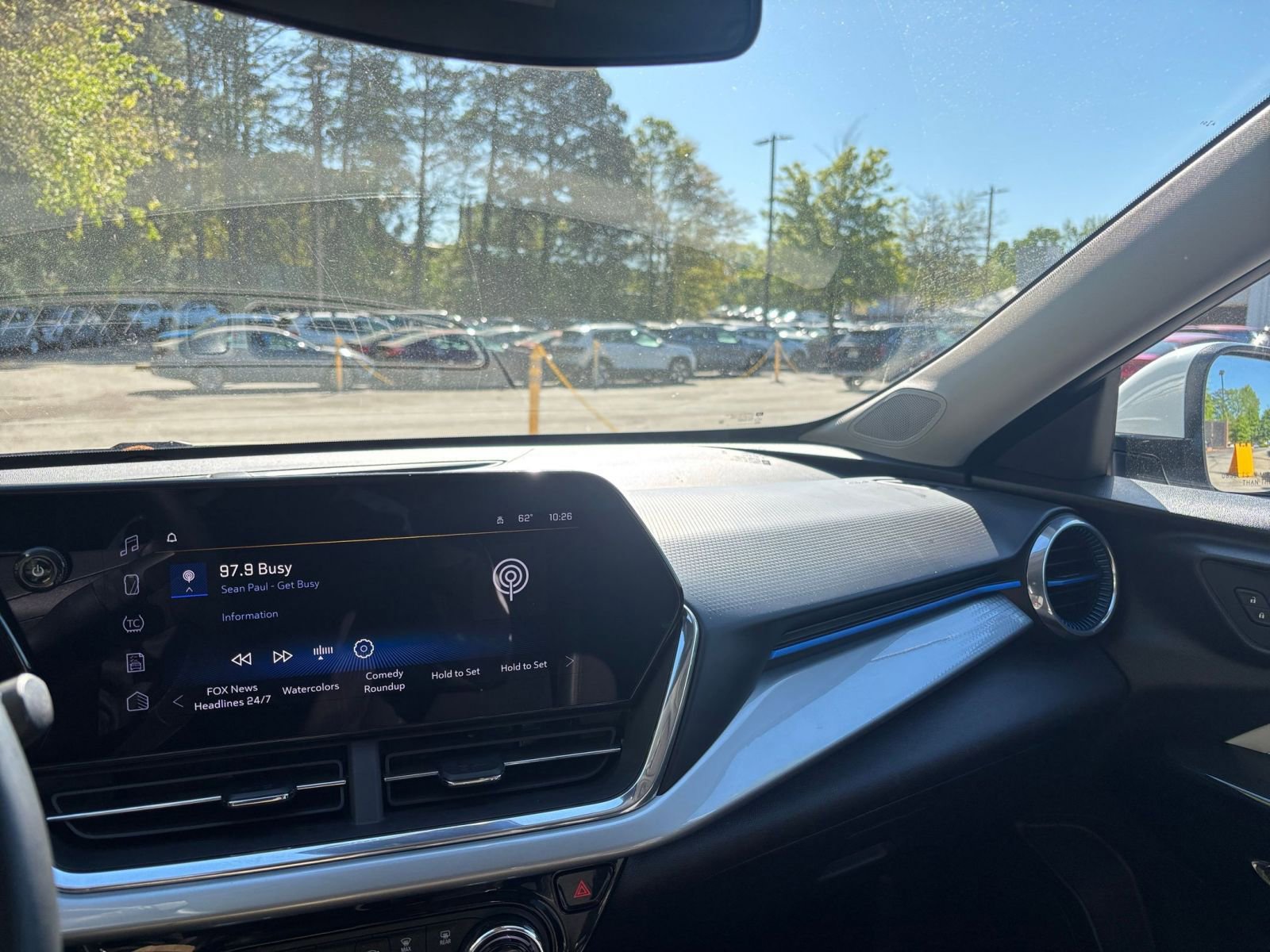 Used 2025 Chevrolet Trax LT w/ LT Convenience Package image 36