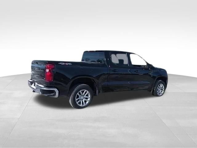 Used 2022 Chevrolet Silverado 1500 LT AWD/4WD image 41