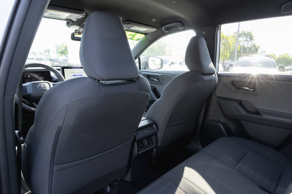 Used 2026 Toyota RAV4 SE AWD/4WD image 25
