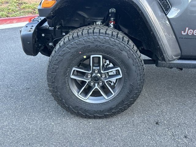 New 2026 Jeep Gladiator Mojave w/ Steel Bumper Group image 11
