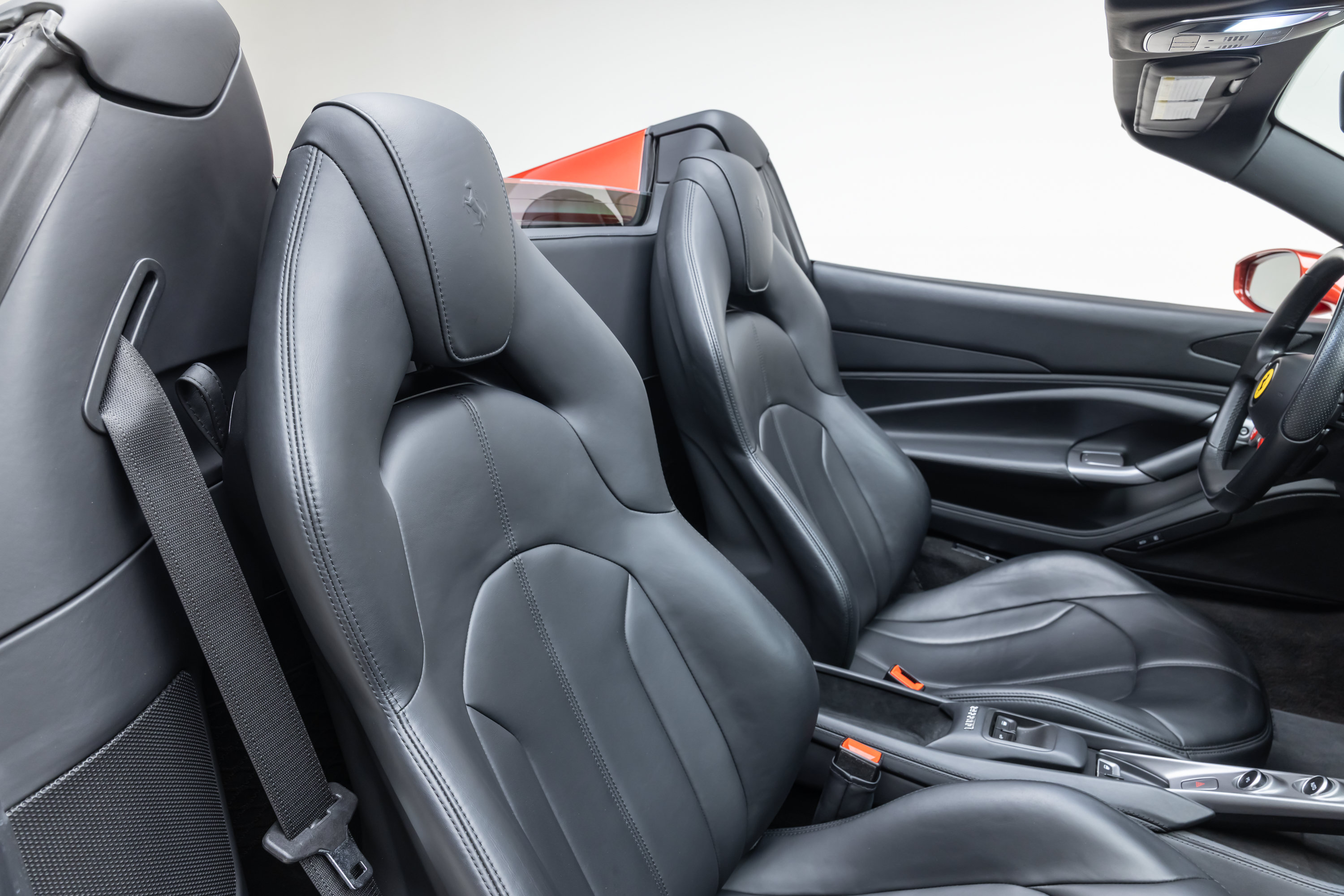 Certified 2022 Ferrari F8 Tributo RWD image 46