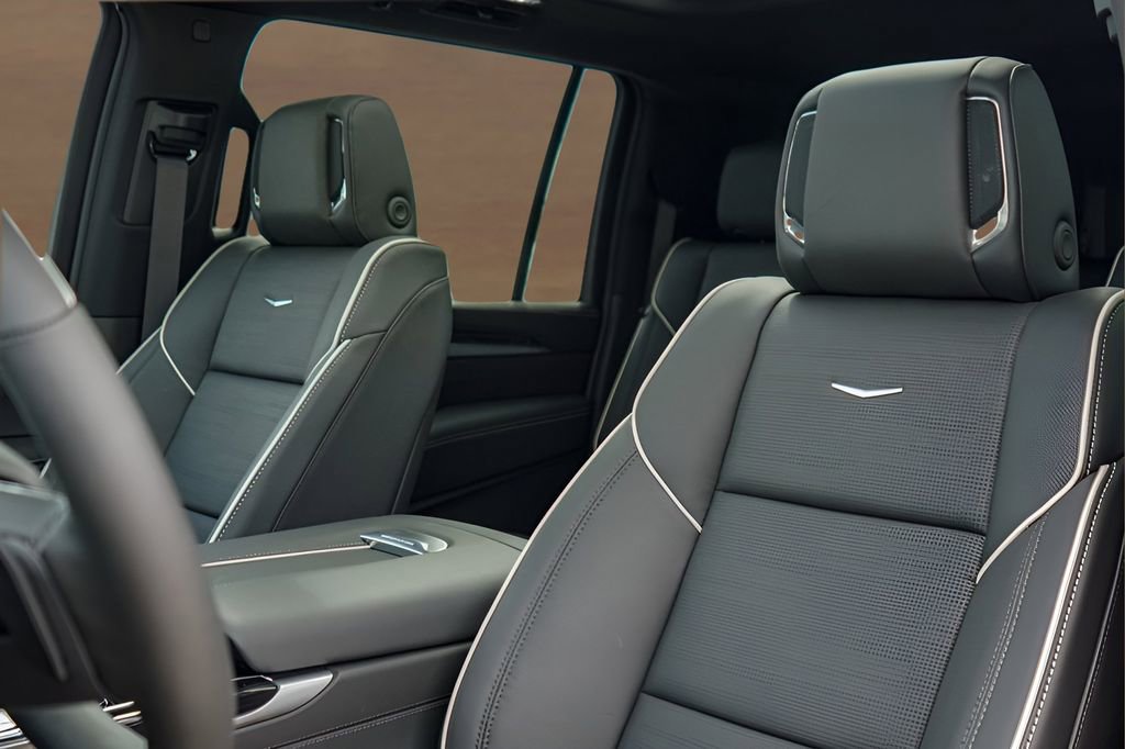 New 2026 Cadillac Escalade ESV Sport w/ Touring Package image 11