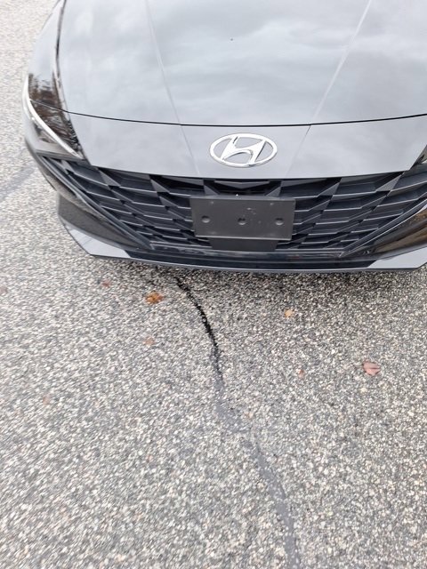 Used 2023 Hyundai Elantra SEL w/ Convenience Package image 4