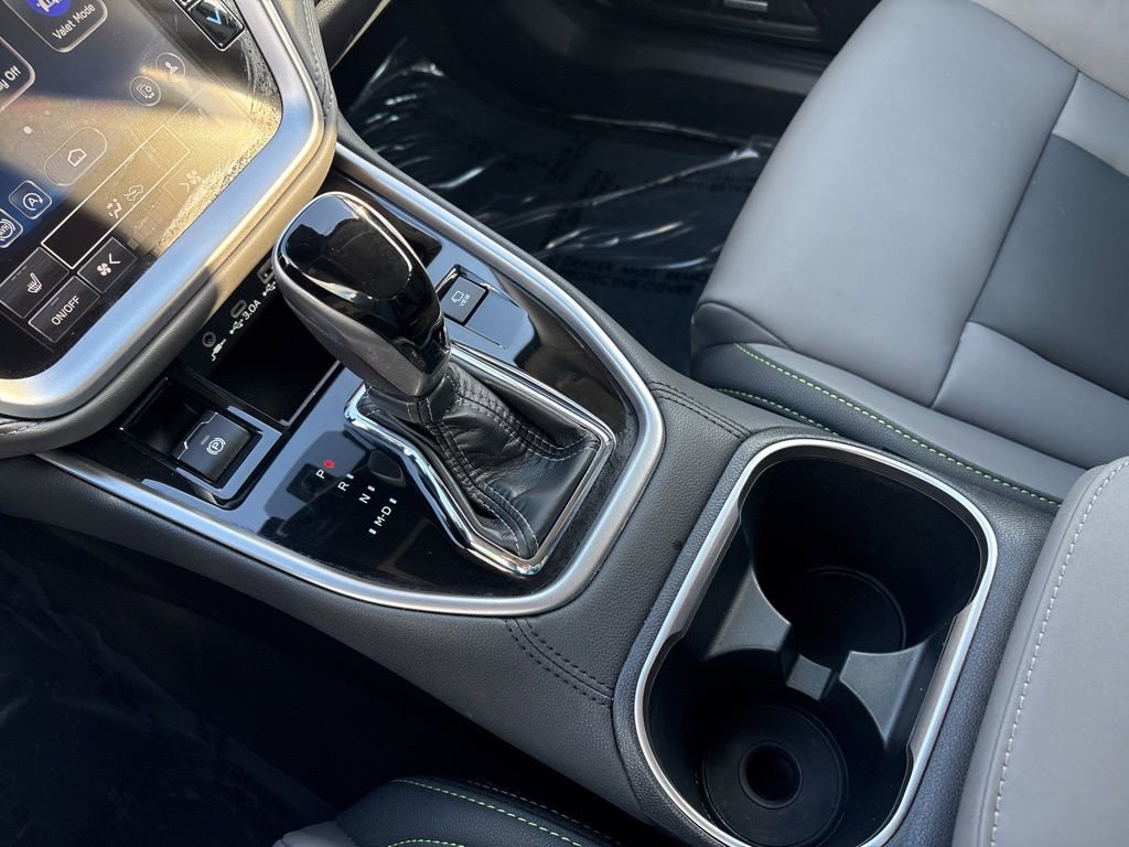 Certified 2025 Subaru Outback Onyx Edition XT image 18