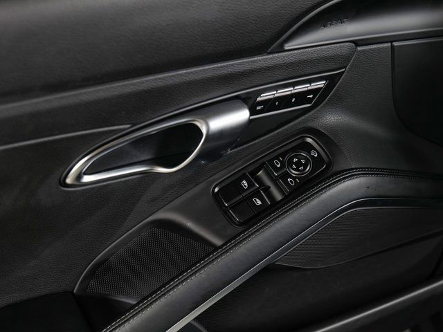 Certified 2025 Porsche 718 Boxster S RWD image 28
