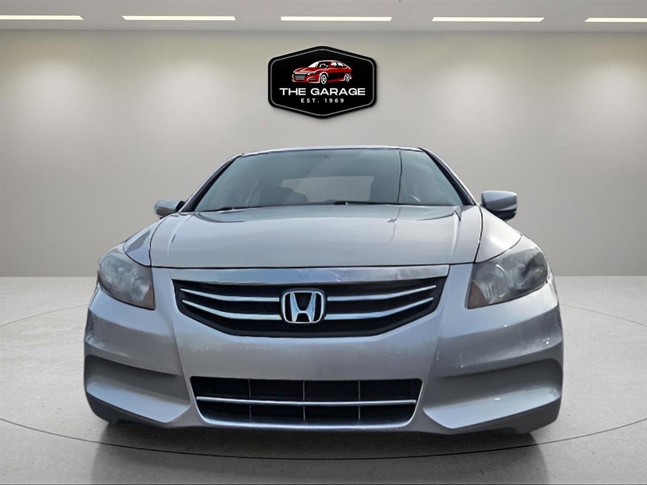 Used 2011 Honda Accord LX image 2
