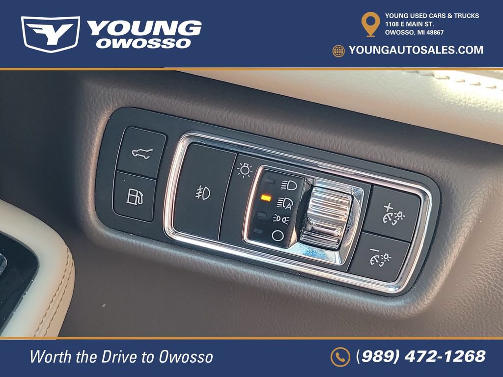 Used 2021 Lincoln Aviator Grand Touring w/ Equipment Group 302A AWD/4WD image 8