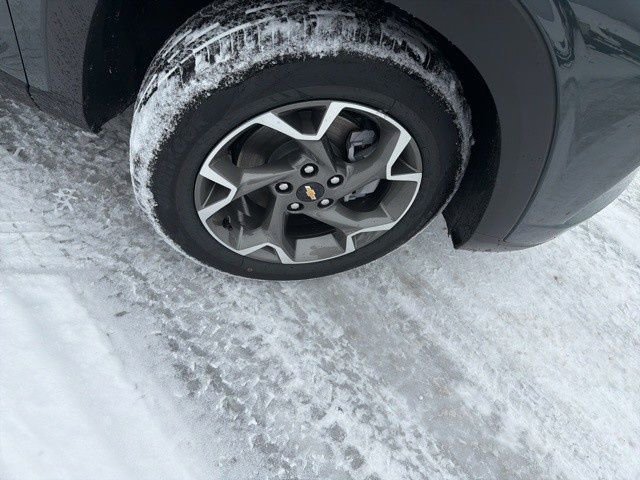 New 2026 Chevrolet Trax LT w/ Sunroof Package image 10