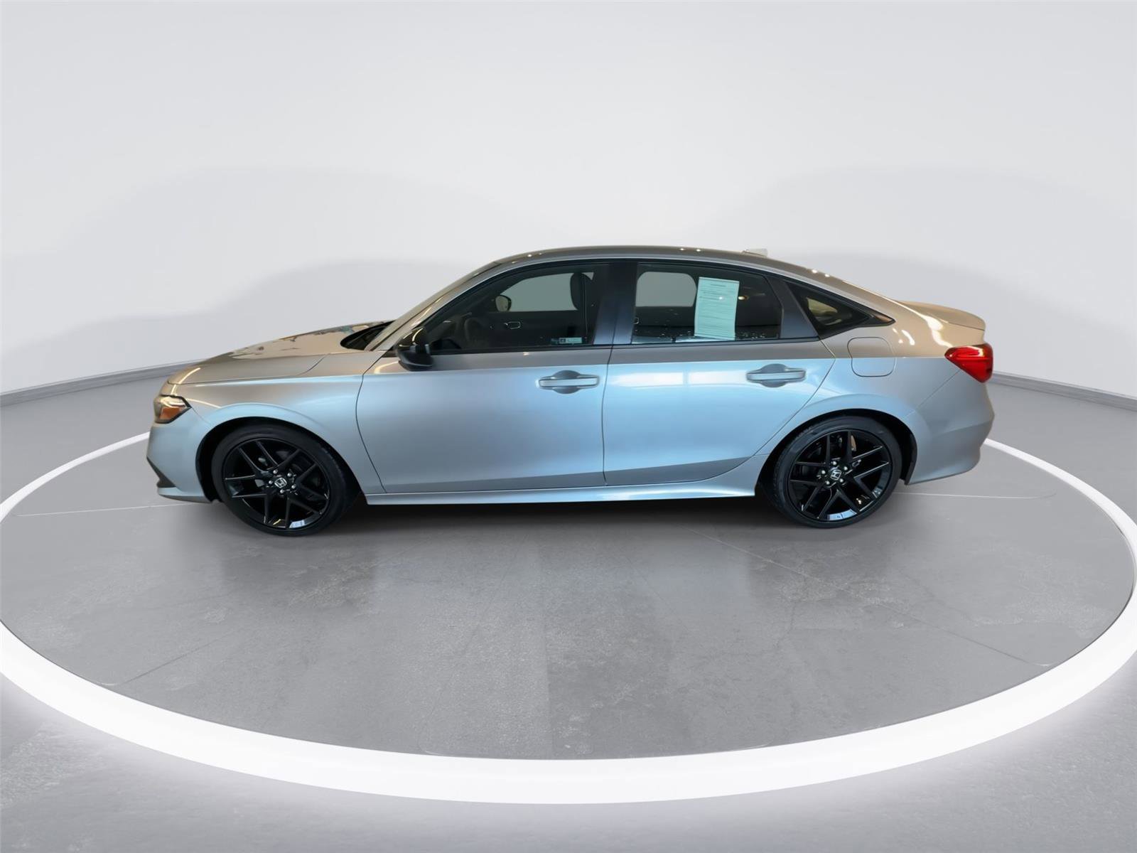 Used 2023 Honda Civic Sport image 5