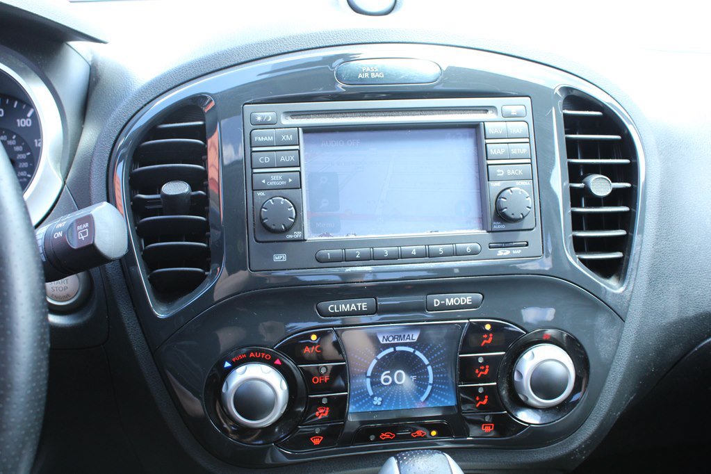 Used 2011 Nissan Juke SL AWD/4WD image 12