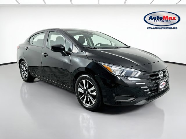 Used 2024 Nissan Versa SV FWD image 1